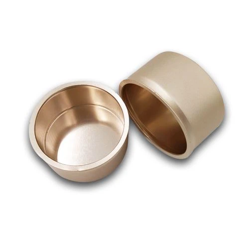 深く描かれたケース